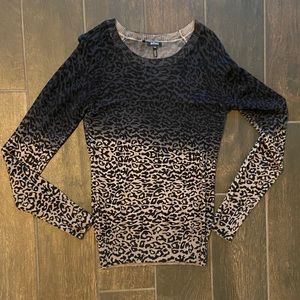 Buffalo brand animal print sweater M